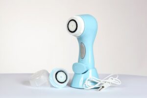 Sonic Skin Cleansing System. New 2019 With USB & M